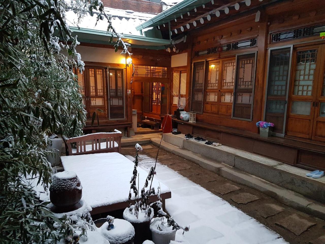 Gongsimga Hanok Guesthouse Seul Dış mekan fotoğraf
